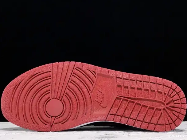 HYPE 653532-002 Black Mountain 1 Air SB - Jordan Lance 0323